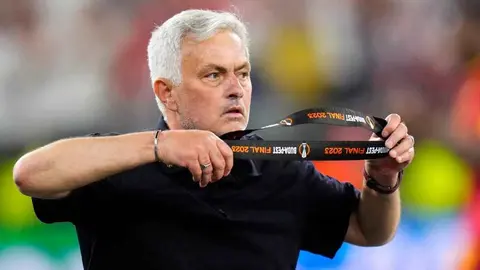 El día que Mourinho se escondió de la UEFA en una canasta de ropa sucia