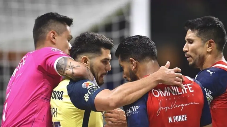 Clásico Nacional: Miguel Ponce y las veces que se encaró con futbolistas del América