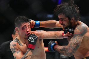 Brandon Moreno peleó lesionado contra Alexandre Pantoja