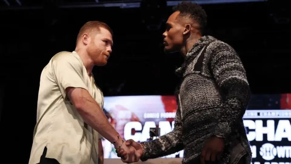 Canelo Álvarez sobre su pelea ante Jermell Charlo: "Para mi es el mejor"