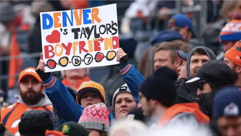 Broncos se burla de los Kansas City Chiefs con 'Shake It Off' de Taylor Swift