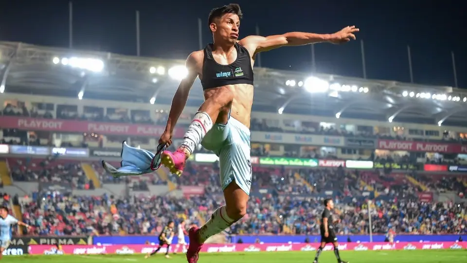 ¡Un 'ángel' celestial! Sepúlveda lidera triunfo de Cruz Azul frente a Necaxa y dejan fondo de la tabla