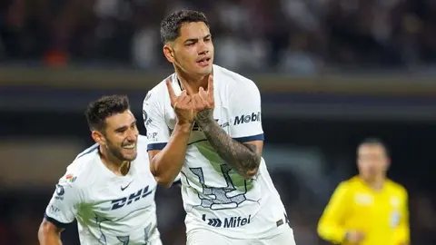 ¡Se la regresó! Toro Fernández se burló de Jules Koundé por 'error' con el Barcelona