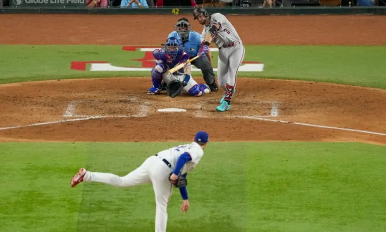 Serie Mundial MLB: ¿Cuándo y dónde ver el Juego 3 entre Rangers y D-Backs?
