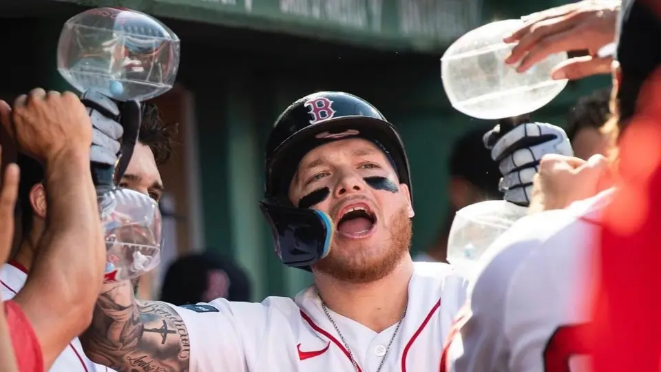 MLB: Alex Verdugo conecta jonrón a Julio Urías y los Red Sox derrotan a los Dodgers