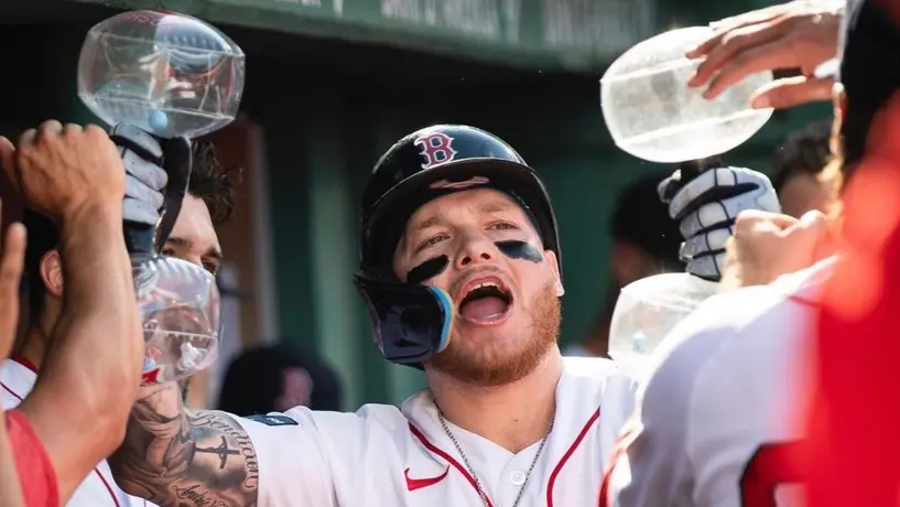 MLB: Alex Verdugo conecta jonrón a Julio Urías y los Red Sox derrotan a los Dodgers