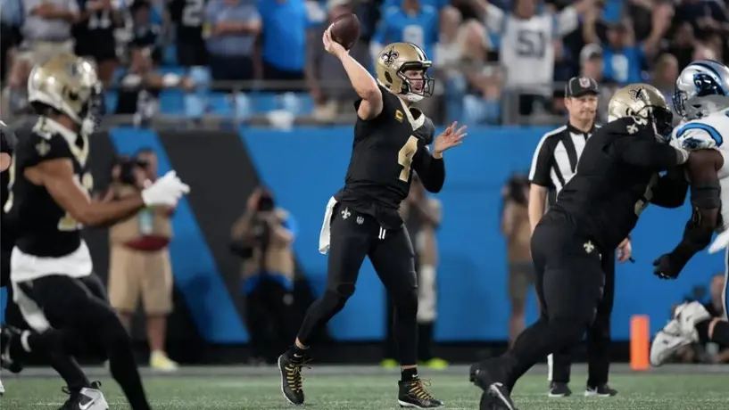 Derek Carr lo vuelve a hacer y ahora los Saints vencen a los Panthers
