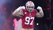 ¡Está de regreso! Los 49ers ceden y convierten a Nick Bosa en el jugador defensivo mejor pagado
