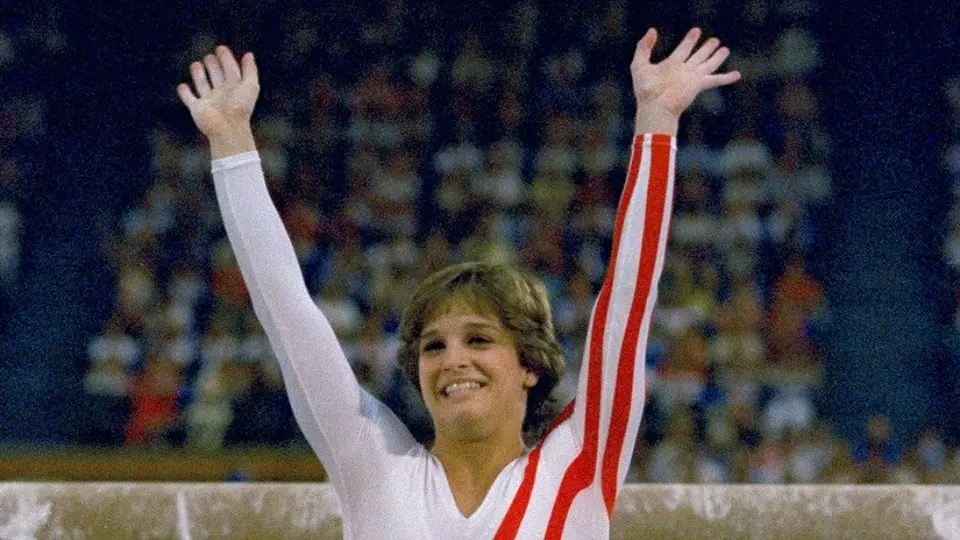Mary Lou Retton, excampeona olímpica de gimnasia, en terapia intensiva por neumonía