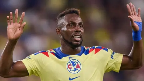 Periodista asegura que el sueño de Julián Quiñones es jugar para Colombia