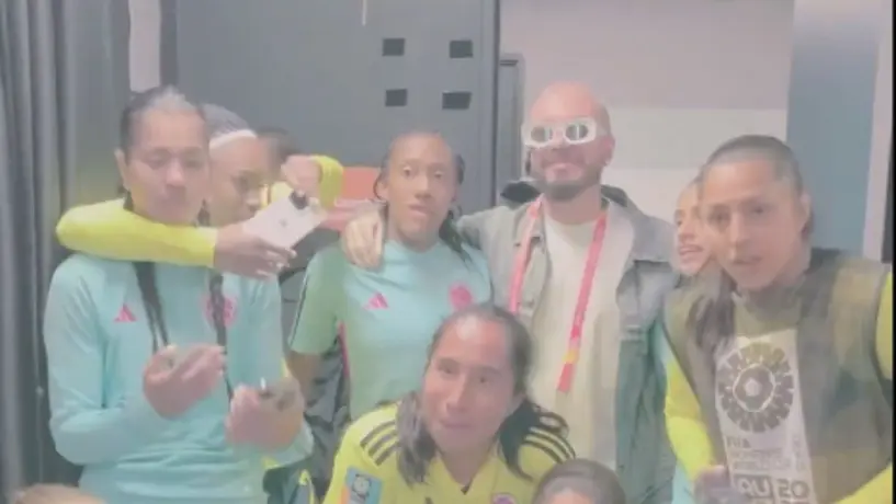 ¡Invitado de lujo! J Balvin festeja con jugadoras de Colombia tras triunfo en el Mundial Femenil