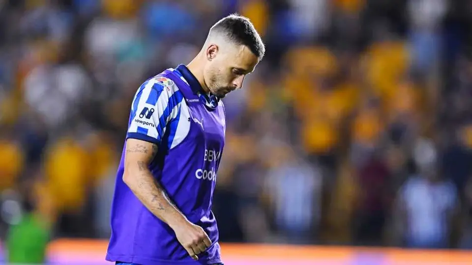 Sergio Canales ya comenzó su rehabilitación con Rayados