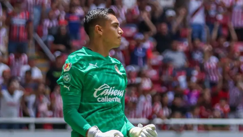 Raúl Rangel en un partido de Chivas | MEXSPORT
