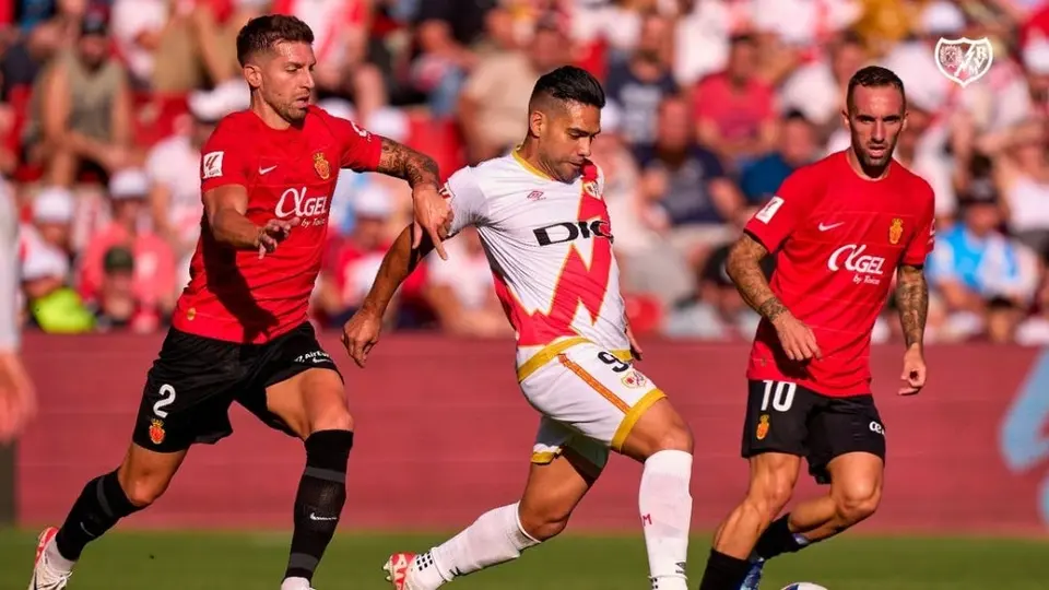 Javier Aguirre y el Mallorca reparten puntos contra el Rayo Vallecano