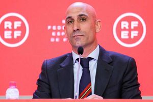 Luis Rubiales presentará su dimisión como presidente de la RFEF; aseguran medios españoles