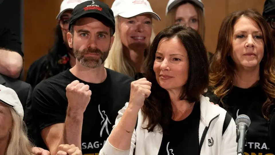 Fran Drescher lidera la huelga histórica de actores en Hollywood