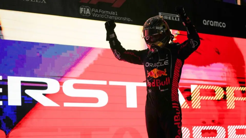 Checo Pérez termina décimo; Max Verstappen gana el Gran Premio de Qatar