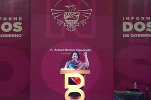 Star Wars: Presidenta municipal de Playas de Rosarito realiza entrada 'triunfal' con Marcha Imperial