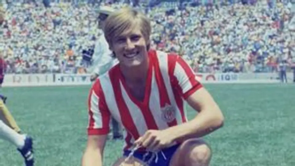 Muere Hans Friessen, el 'alemán' que jugó para las Chivas
