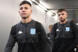 Jugador de Racing es confundido con prófugo y causa demora al equipo en Colombia