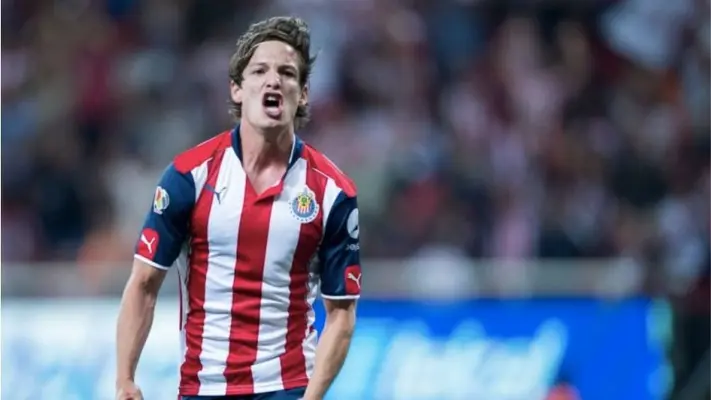 Carlos Fierro es nuevo jugador de los Leones Negros