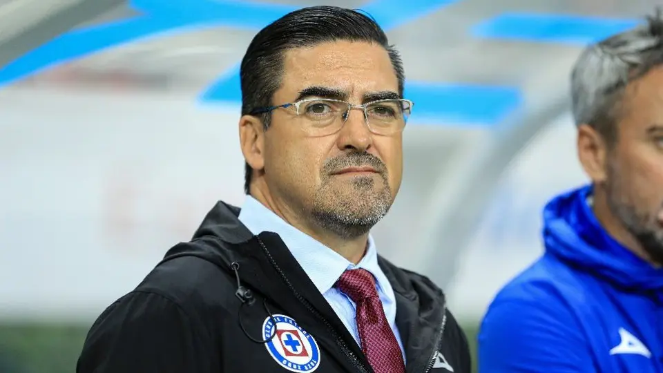 Joaquín Moreno no garantiza continuidad en Cruz Azul: 'Se analizará lo que venga para todos'