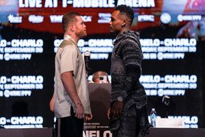 Mauricio Sulaimán afirmó que 'Canelo' Álvarez no será noqueado por Jermell Charlo