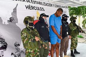 Arrestan a exfutbolista colombiano por narcotráfico; Estados Unidos pide su extradición
