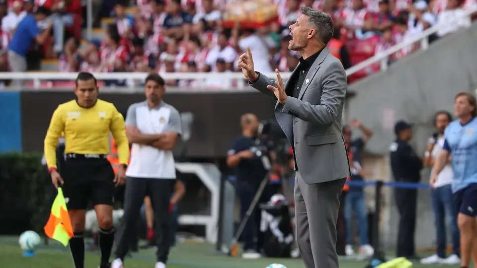 Fernando Ortiz considera que el triunfo de Rayados servirá para seguir con los buenos resultados