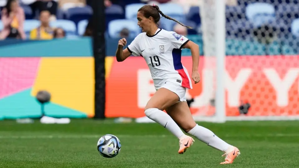 Casey Phair se convierte en la jugadora más joven en jugar una Copa del Mundo