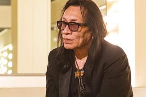 Fallece Sixto Rodríguez a los 81 años, leyenda del folk cuya vida obtuvo un Oscar