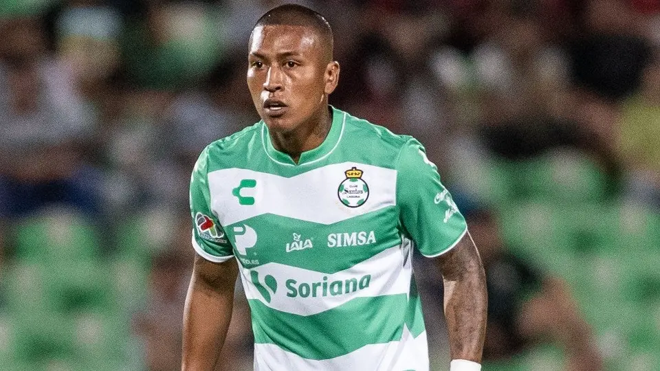 Pedro Aquino, comprometido e ilusionado tras su llegada a Santos: 'Quiero ser campeón'