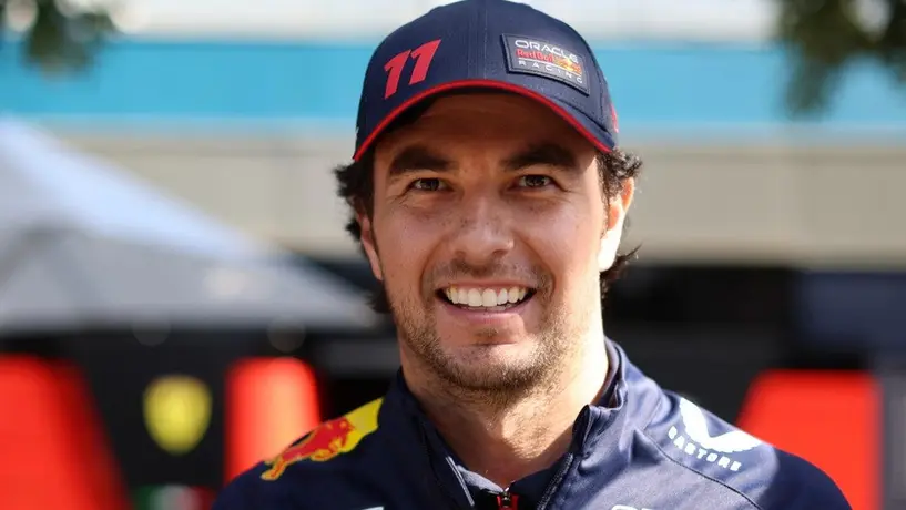 Calevra adaptó una de sus canciones y se la dedicó a Checo Pérez