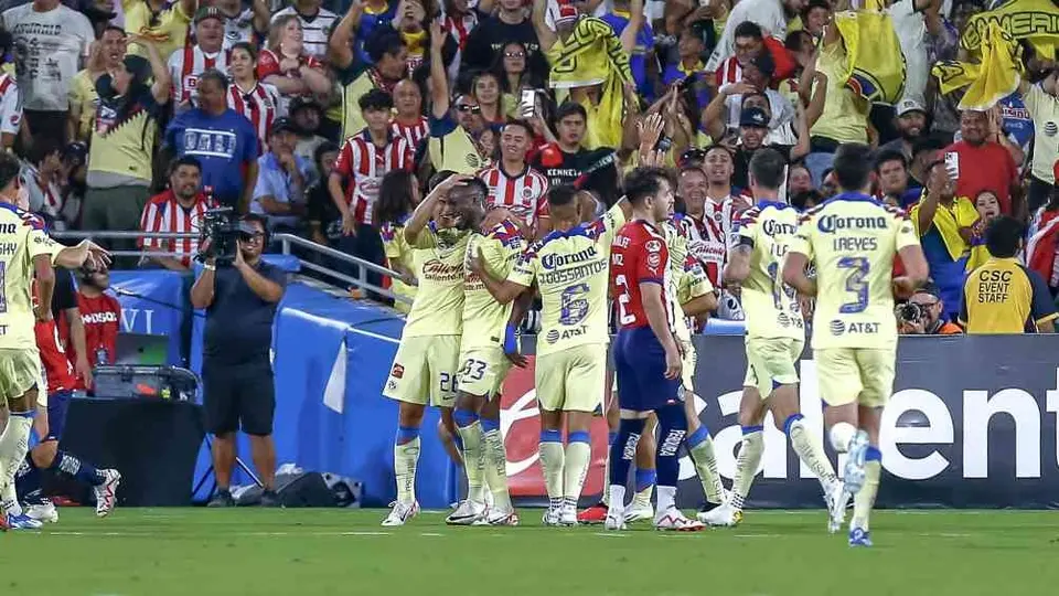 Golazo de Julián Quiñones en el América ante Chivas no se vio en vivo