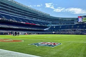 Roban podadoras y máquinas del Soldier Field con valor de 100 mil dólares