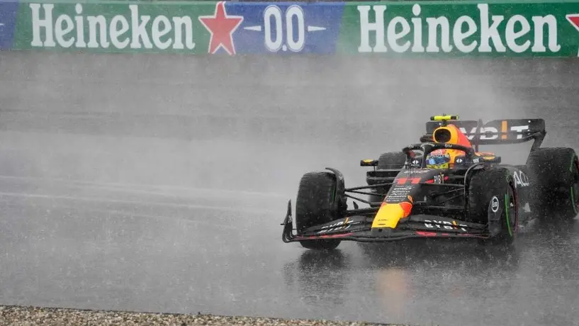 Ralf Schumacher se lanza contra 'Checo': "Tiene los días contados en Red Bull"
