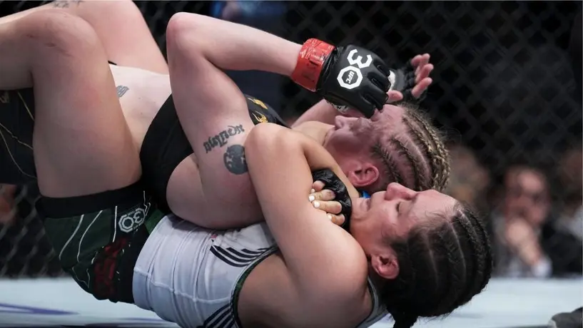 Alexa Grasso fue operada con éxito de su fractura de la mano derecha