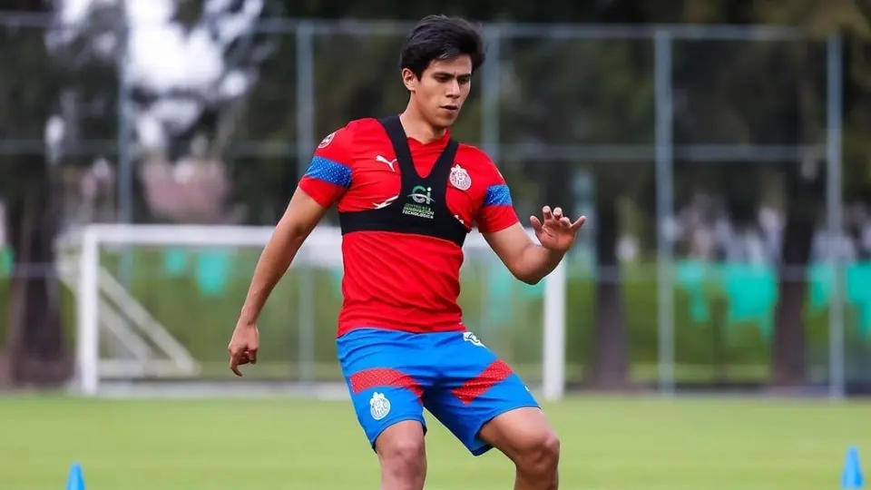 Chivas: José Juan Macías cerca de recibir su alta médica para jugar con el Rebaño