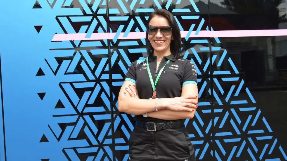 Dalia Ramos, la primera mujer mexicana en trabajar en una escudería de F1