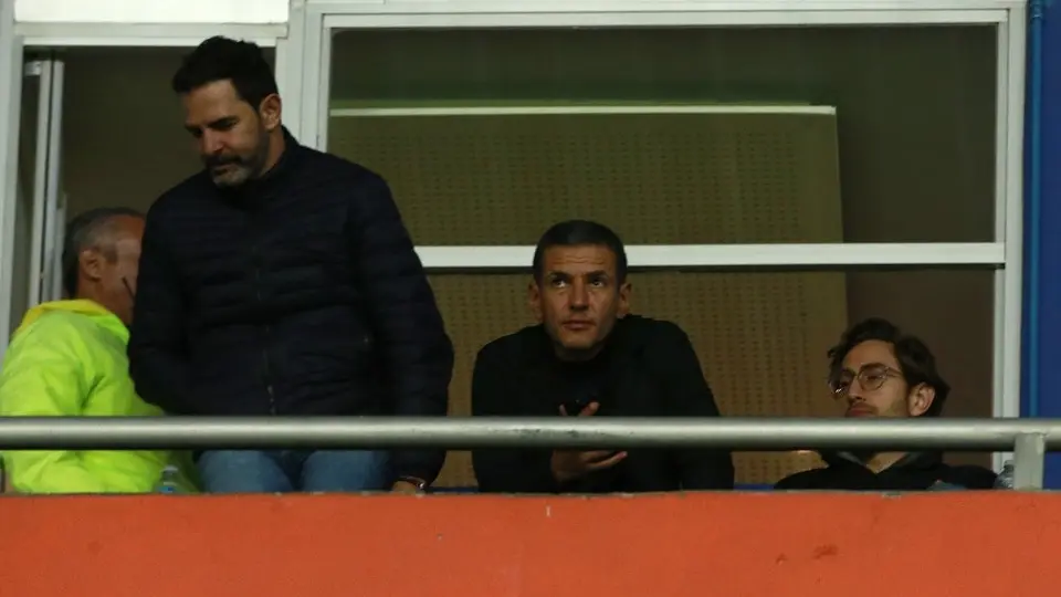 ¿Guiño? Jaime Lozano asiste al Azteca para posible convocatoria de Quiñones con el Tri