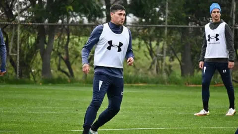 Nico Castillo acordó entrenar con Universidad Católica: "Lo que quería era estar aquí"