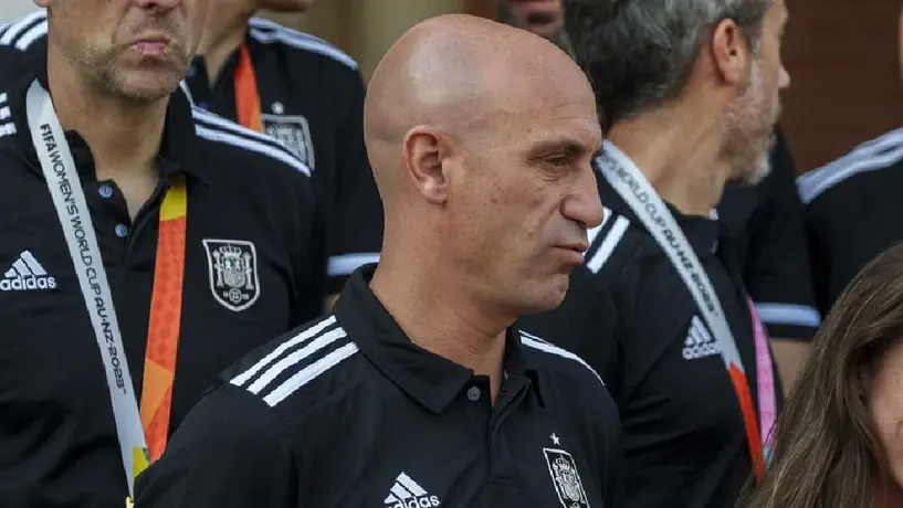 Gobierno español promete 'actuar' ante Luis Rubiales tras sus actos en la Final del Mundial Femenil