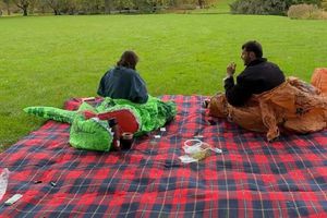 Santi Giménez y su novia se disfrazan para celebrar Halloween