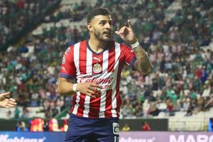 ¿Gordo? Alexis Vega calla a sus críticos y muestra su buen estado físico