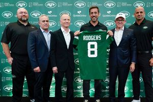 Sin Brady, Aaron Rodgers quiere tomar el rol del mejor QB de la NFL