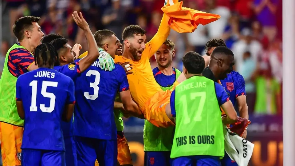 Estados Unidos sufre contra Canadá, pero avanza a las Semifinales de la Copa Oro