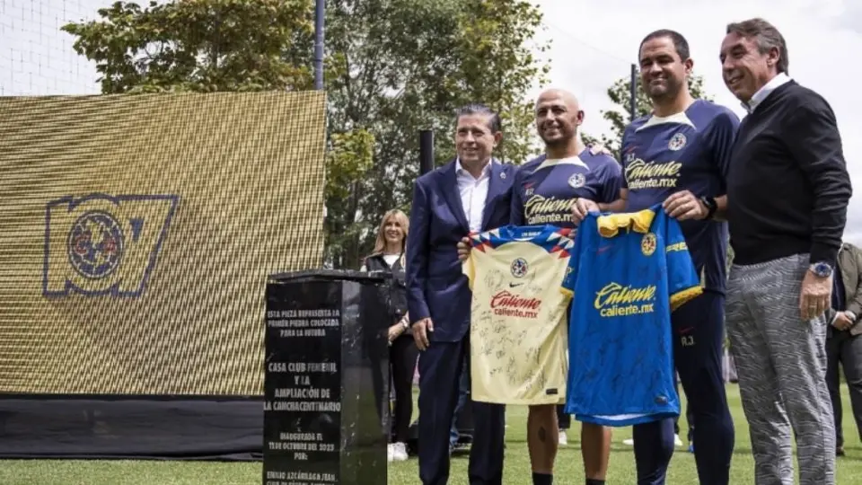 América colocó la primera piedra de la casa club del equipo femenil