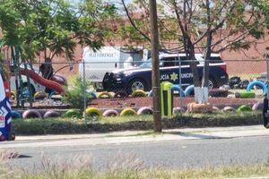 Niña de 5 años muere en su Kinder mientras jugaba en la resbaladilla