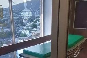 Hombre se suicida en la Clínica 25 del IMSS de Monterrey, al lanzarse desde el piso 10