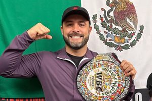 Hermano de 'Canelo' Álvarez, bajo investigación por presunto mal uso de fondos públicos